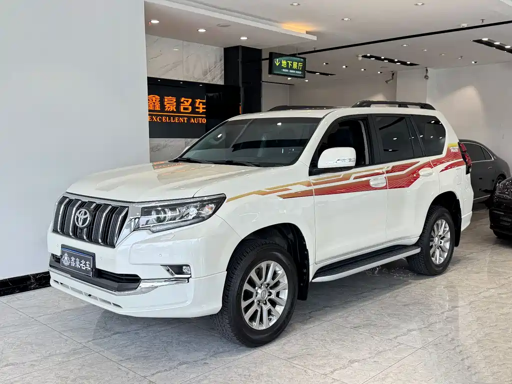 Toyota Prado 2019 — фото 1