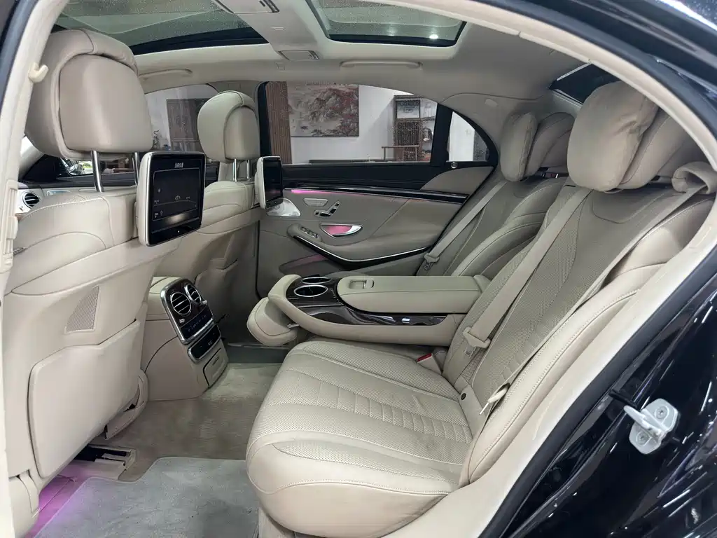 Mercedes-Benz S-Class 2013