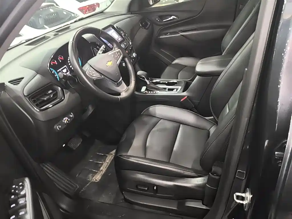 Chevrolet Equinox 2022 — фото 15