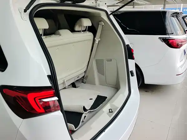 Buick GL8 2022