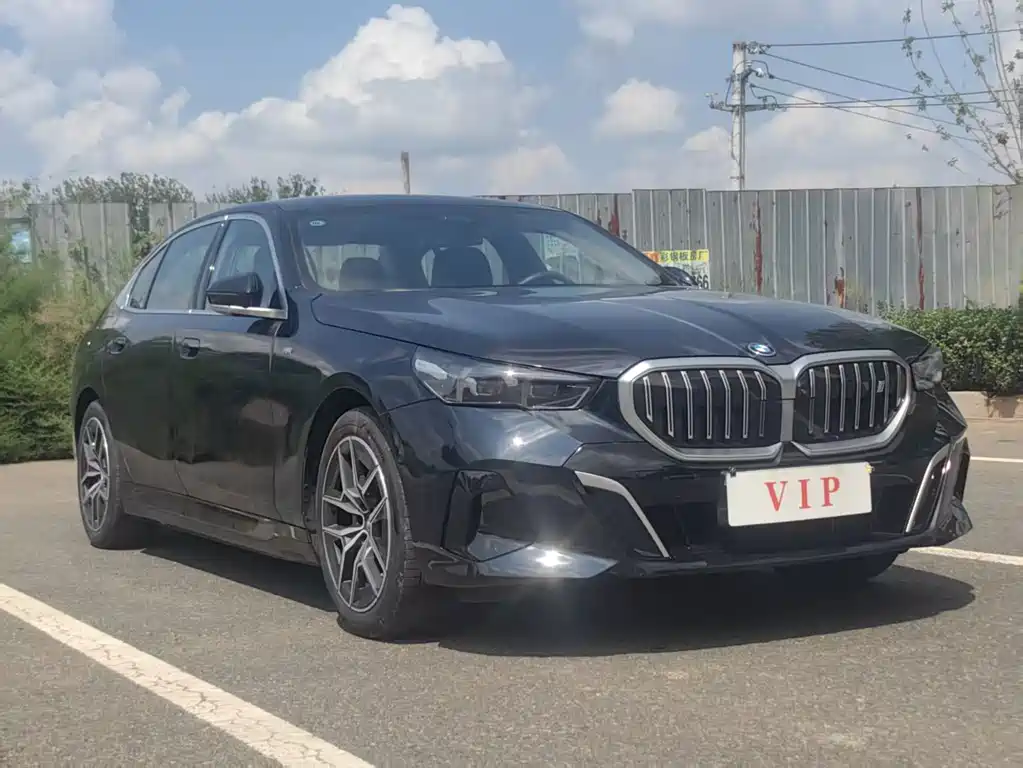 BMW i5 2025 — фото 3