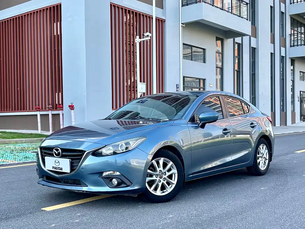 Mazda 3 Axela 2016