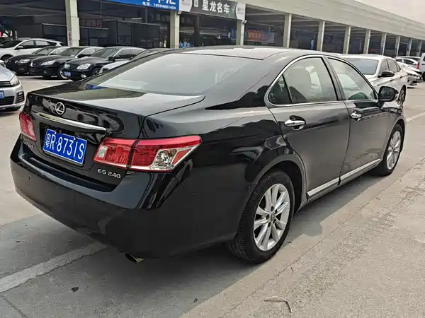 Lexus ES 2010