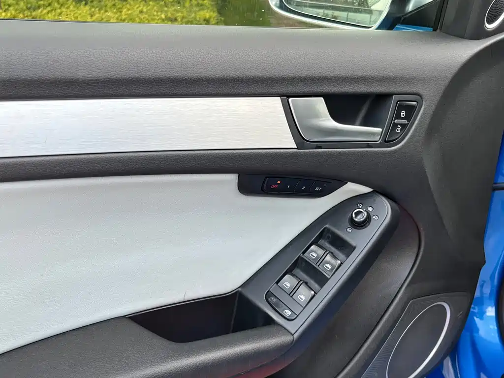 Audi S5 2011 — фото 14