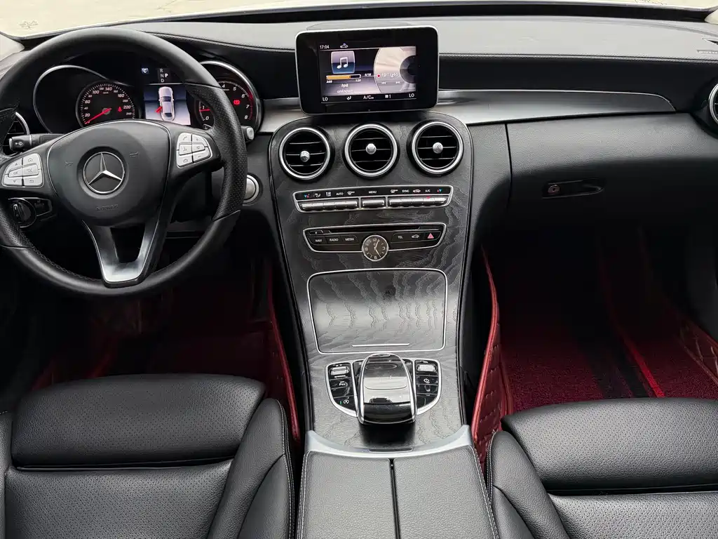 Mercedes-Benz C-Class 2018 — фото 24