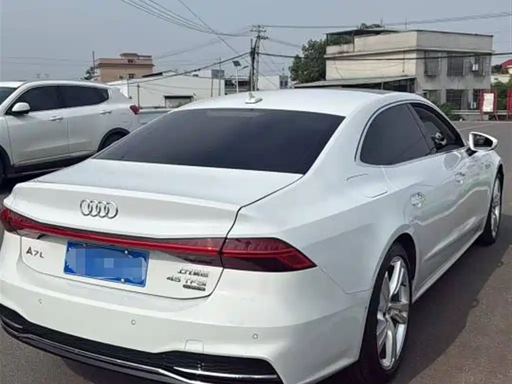 Audi A7L 2024