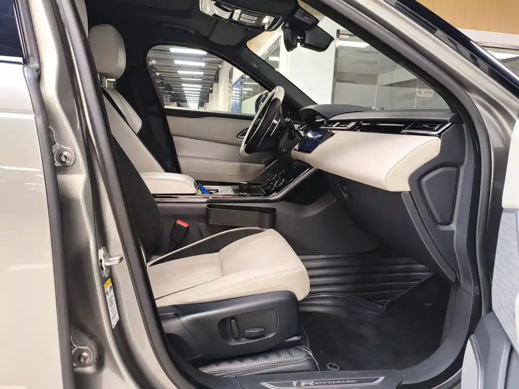 Land Rover Velar 2018 — фото 28