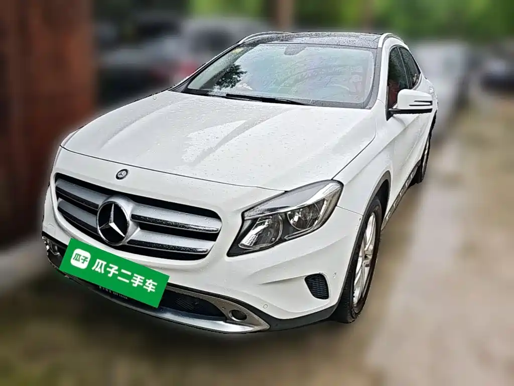 Mercedes-Benz GLA 2015