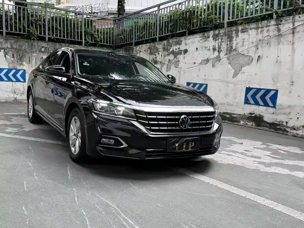 Volkswagen Passat 2021
