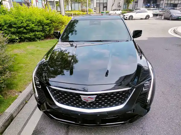 Cadillac CT5 2025