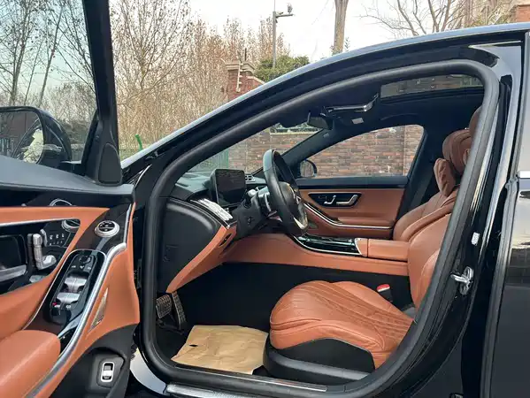 Mercedes-Benz S-Class 2021