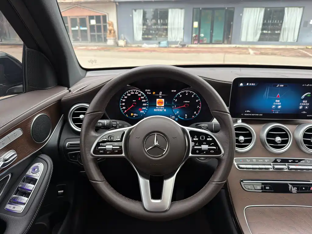 Mercedes-Benz GLC 2023 — фото 11
