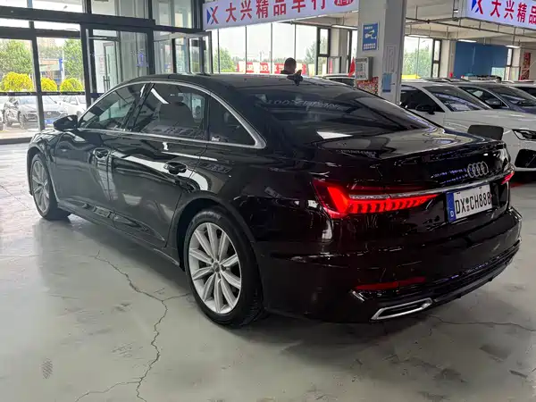 Audi A6L 2020