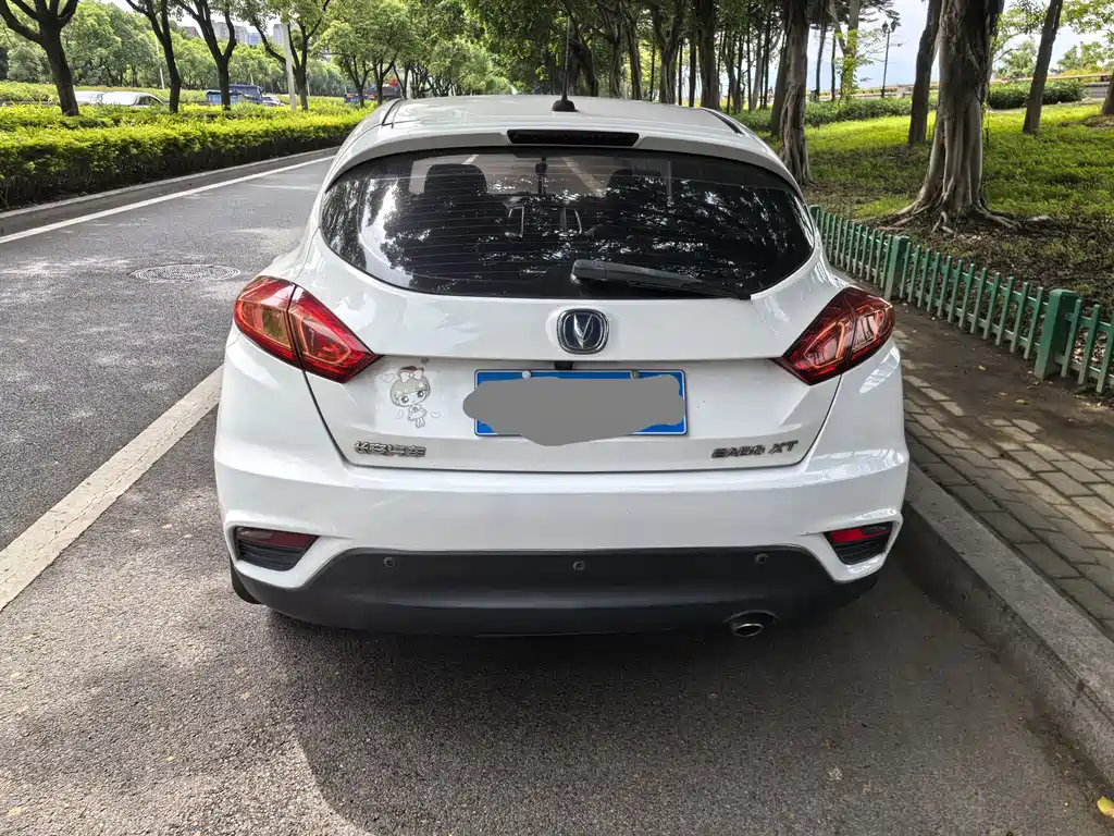 Changan Eado XT 2014 — фото 8
