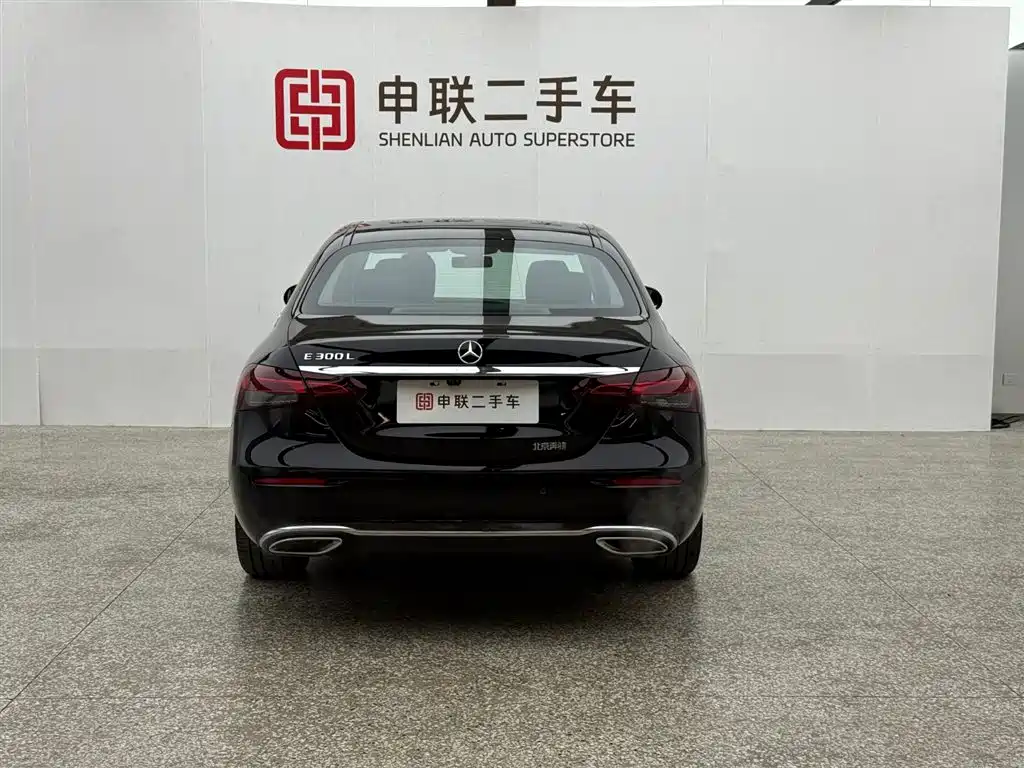 Mercedes-Benz E-Class 2021