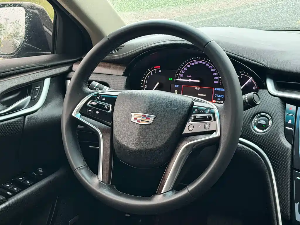 Cadillac XTS 2019 — фото 8