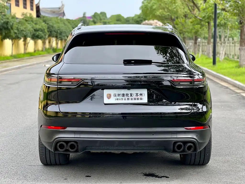 Porsche Cayenne 2021