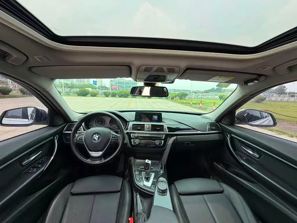BMW 3 Series 2019