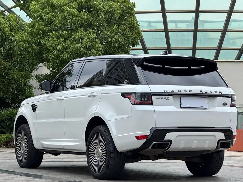 Land Rover Sport 2020
