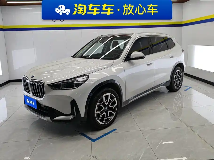 BMW X1 2024 — фото 1