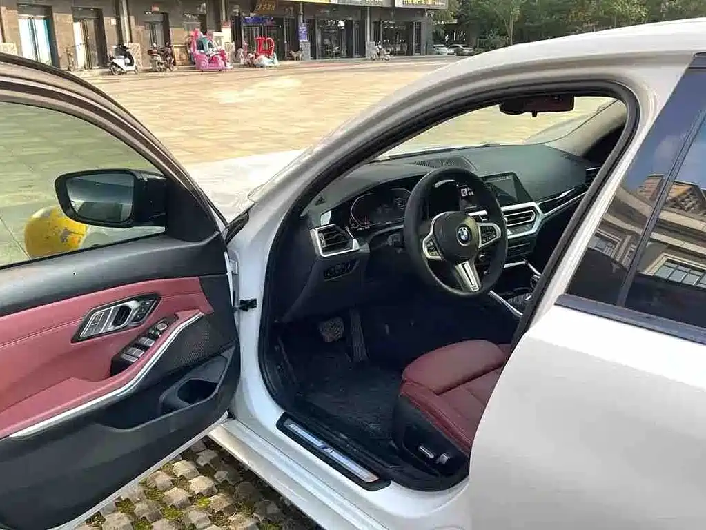 BMW 3 Series 2021