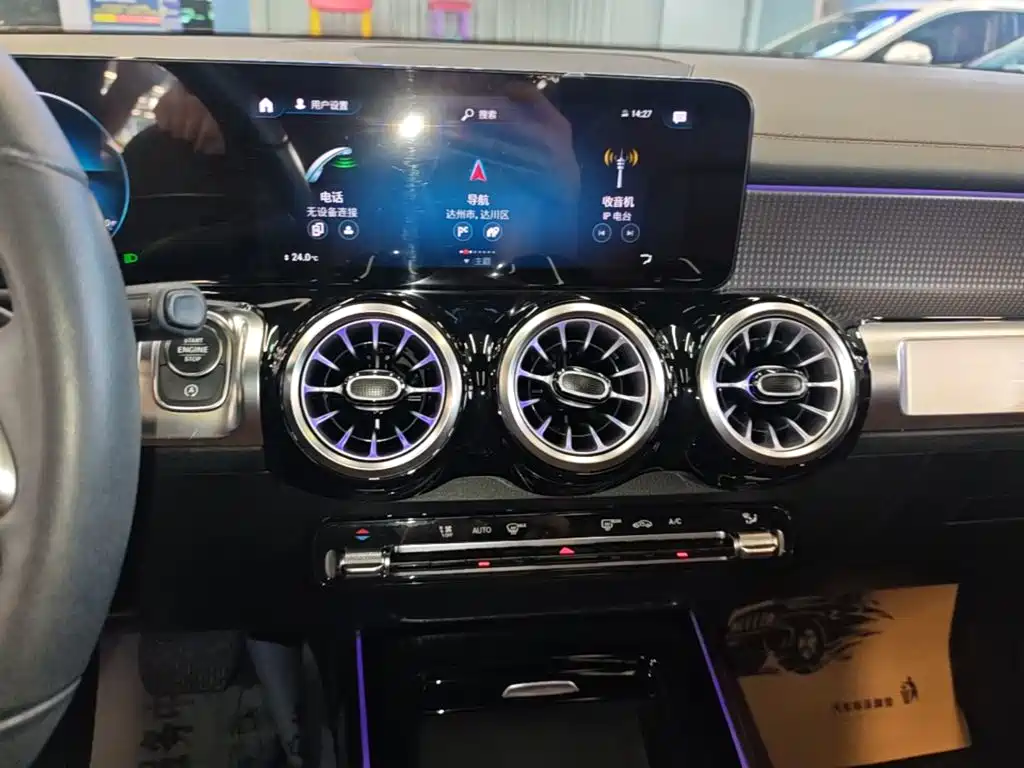 Mercedes-Benz GLB 2023 — фото 13