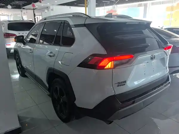 Toyota RAV4 2022