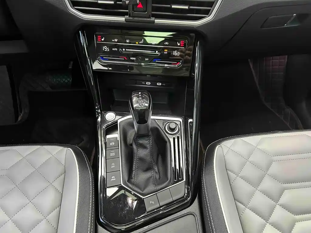 Volkswagen Tayron 2023