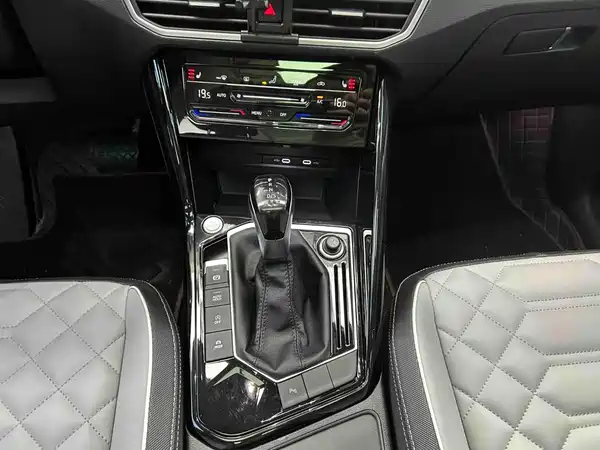 Volkswagen Tayron 2023
