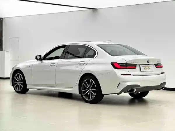 BMW 3 Series 2022