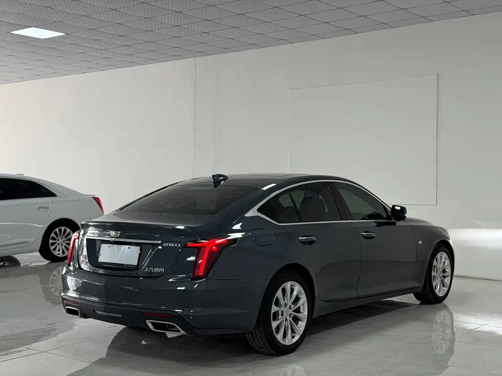 Cadillac CT5 2021 — фото 16