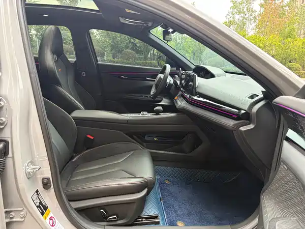Changan UNI-V 2022