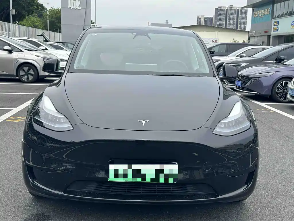 Tesla Model Y 2023 — фото 3