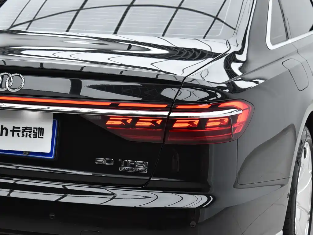 Audi A8 2024 — фото 24
