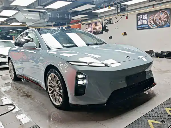 NIO ET5T 2025