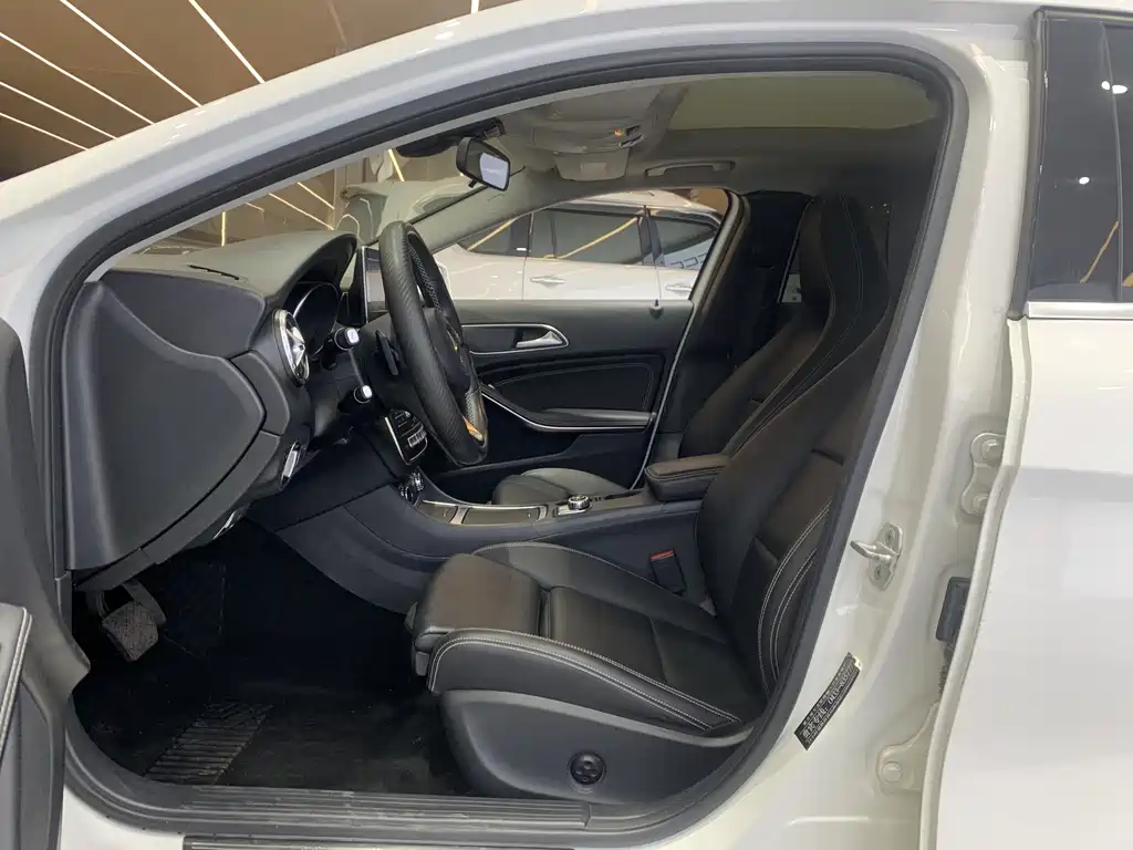 Mercedes-Benz GLA 2017