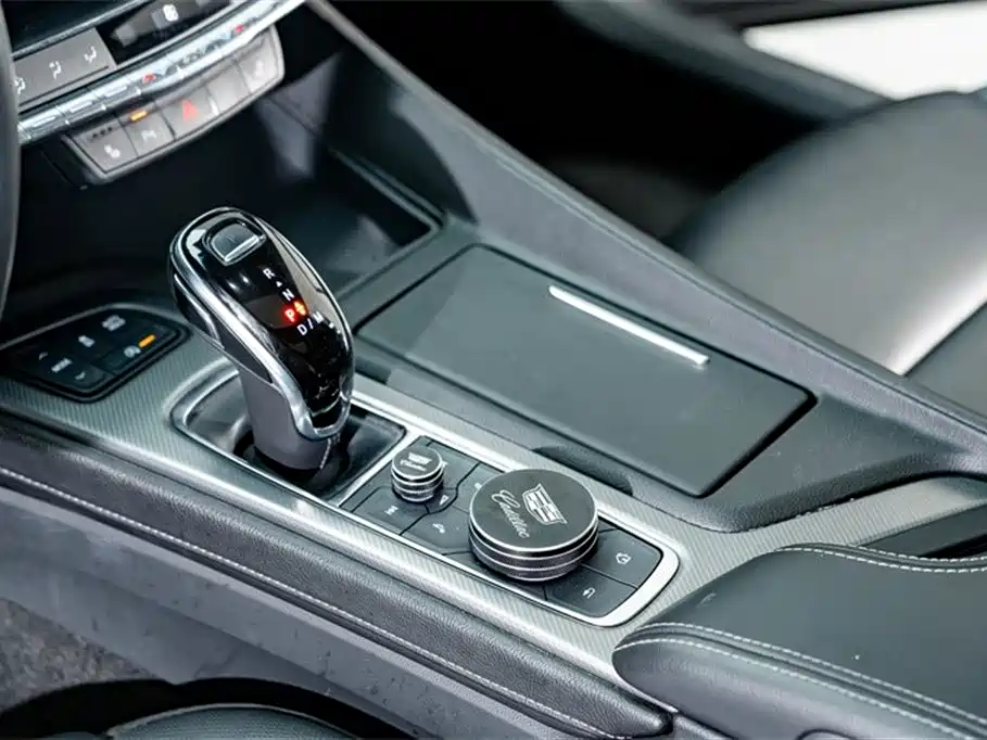 Cadillac CT5 2021 — фото 11