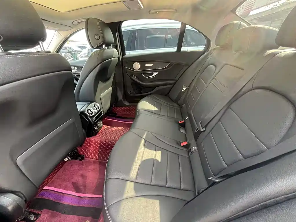 Mercedes-Benz C-Class 2020