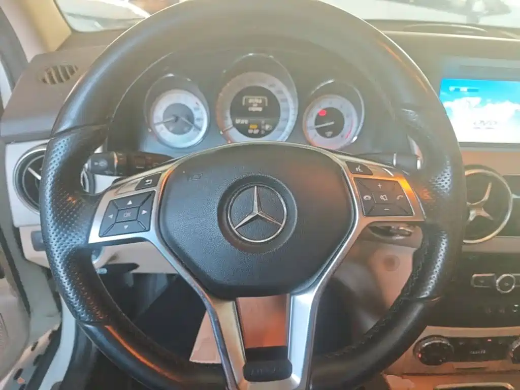 Mercedes-Benz GLK-Class 2015 — фото 11