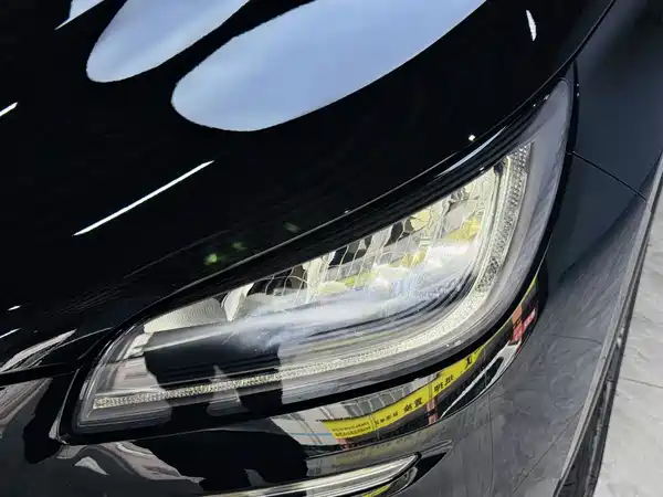 Lincoln Corsair 2021
