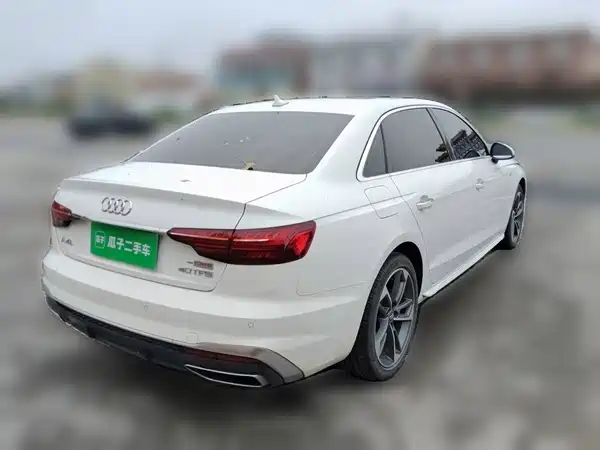 Audi A4L 2020