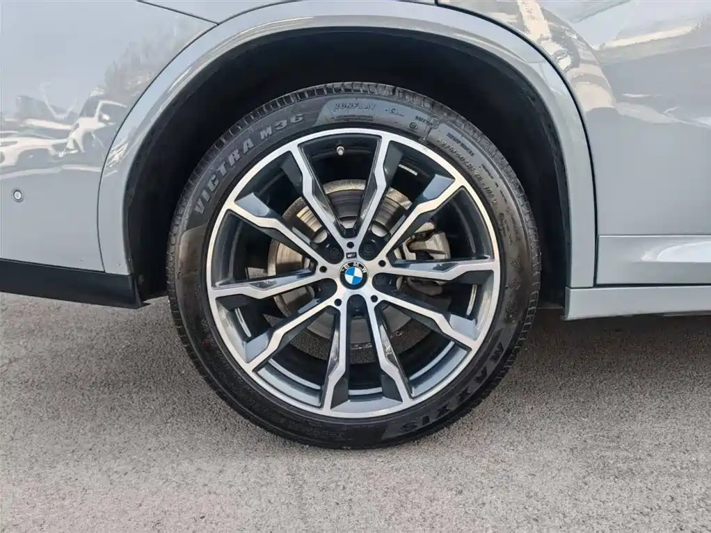 BMW X4 2023