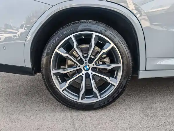 BMW X4 2023