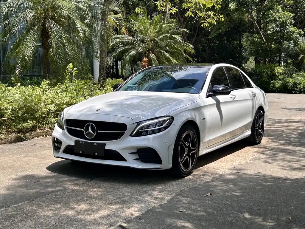 Mercedes-Benz C-Class 2021