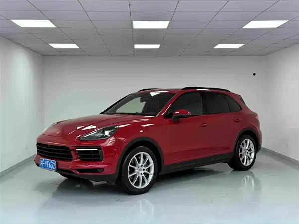 Porsche Cayenne 2021