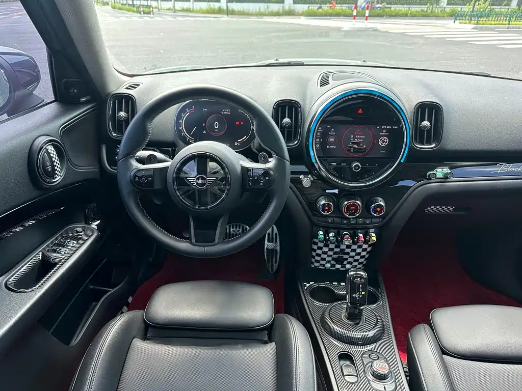 MINI Countryman 2021 — фото 14