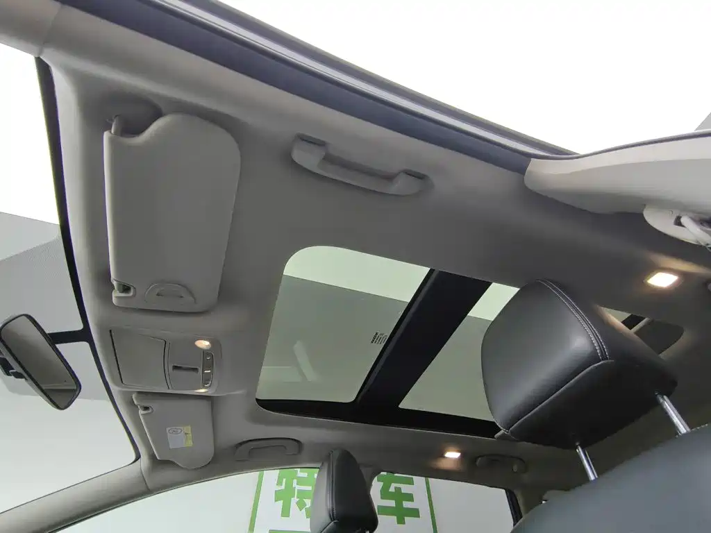 Nissan Murano 2018 — фото 14