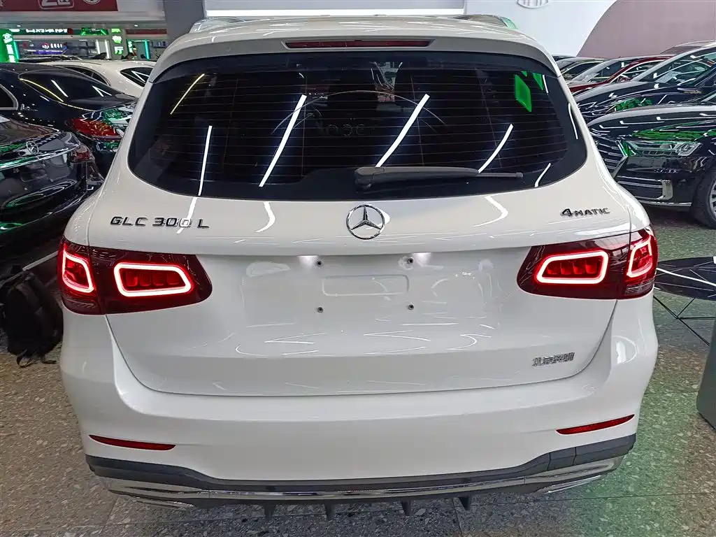 Mercedes-Benz GLC 2021 — фото 6
