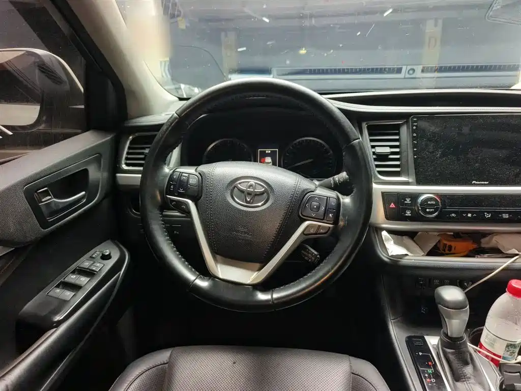 Toyota Highlander 2019 — фото 3