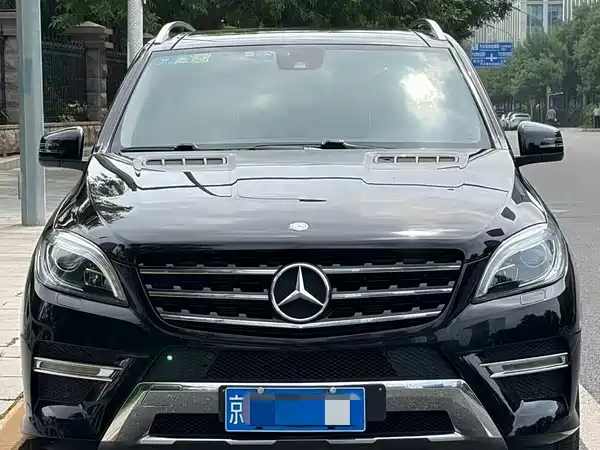 Mercedes-Benz M-Class 2015